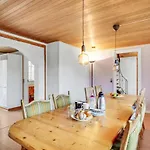 Holiday home Beautiful In With Kitchen Millinge