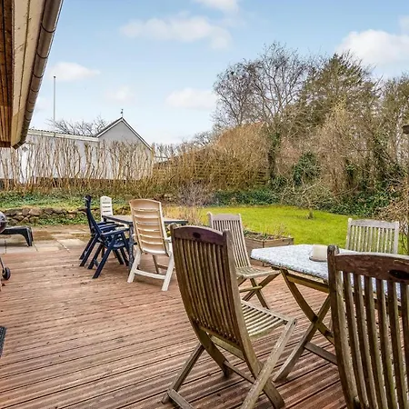 Beautiful In With Kitchen *