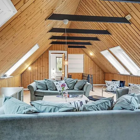 Holiday home Beautiful In With Kitchen