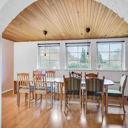 Beautiful In With Kitchen * Millinge