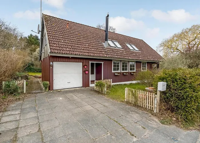 Beautiful In With Kitchen