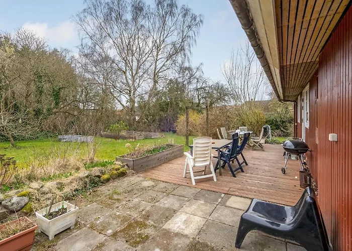 Beautiful In With Kitchen Holiday home *